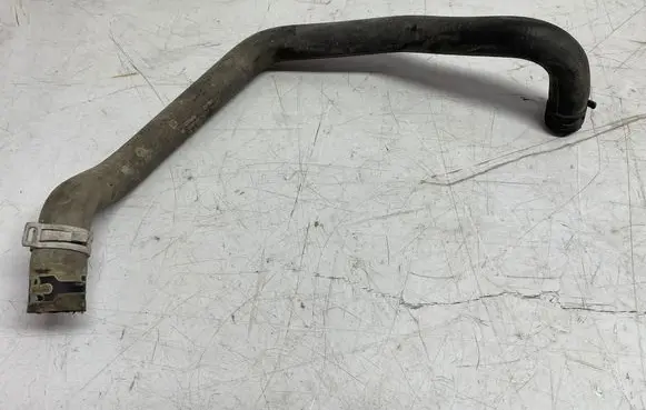 Opel Insignia B Engine coolant pipe/hose 13489101 422346486