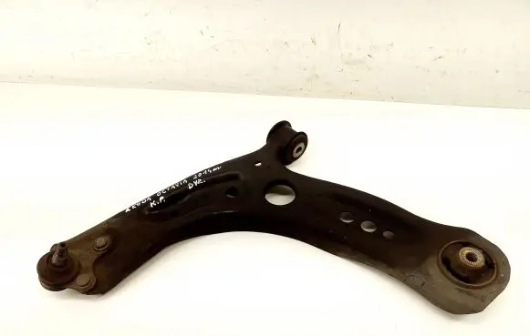 Skoda Octavia Mk3 (5E) Front lower control arm/wishbone