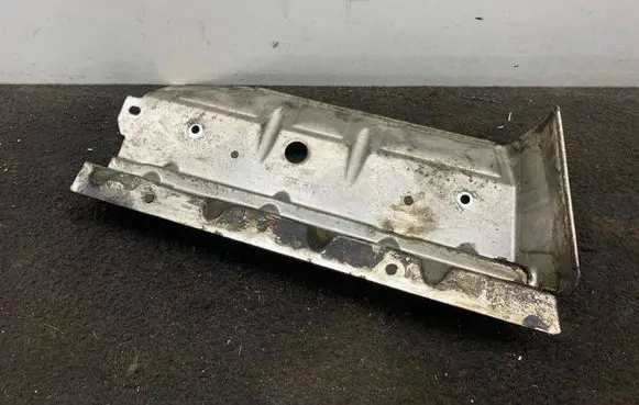 Volkswagen PASSAT CC Heat shield in engine bay 06H129597K