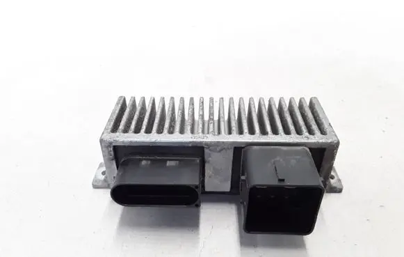 Renault Master III Glow plug pre-heat relay 8200558438