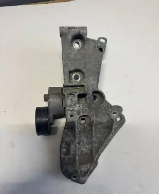 Renault Scenic II - Grand scenic II Generator/alternator bracket 8200425034