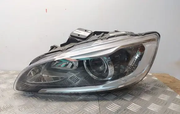 Volvo V60 Headlight/headlamp 31420253