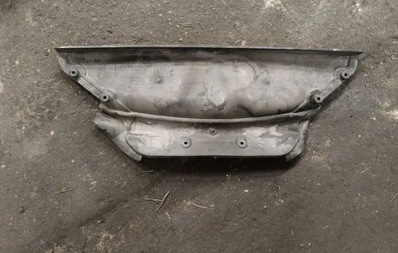 BMW X5 F15 Other engine bay part 51717309204