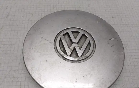Volkswagen Golf III Original wheel cap 1H0601149H