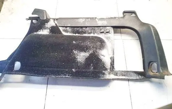 Volkswagen PASSAT B5 Other trunk/boot trim element 3B9867428