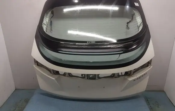 Honda Civic IX Tailgate/trunk/boot lid NH624P