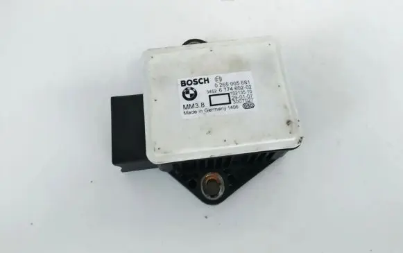 BMW 5 E60 E61 ESP acceleration yaw rate sensor 0265005681 34526774602-02