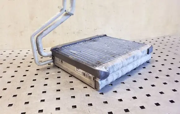 Air conditioning (A/C) radiator (interior)