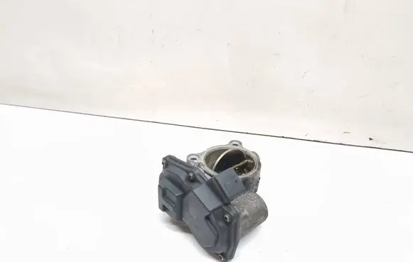 BMW 1 F20 F21 Throttle valve 7810752 13547810752