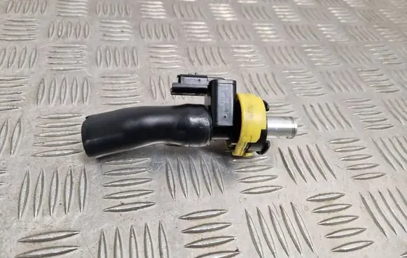 Citroen C4 II Breather/breather pipe/hose 9677815380