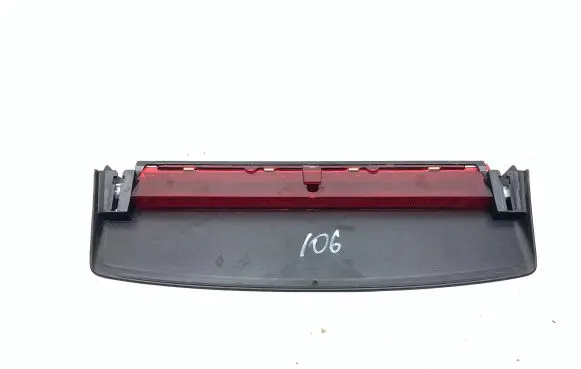 Audi A4 S4 B8 8K Third/center stoplight 8K5945097