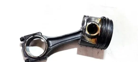 Volkswagen Polo Piston with connecting rod 045B BHS