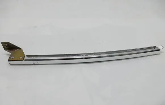 Mercedes-Benz S W126 Rear door window/glass frame A6397601547S