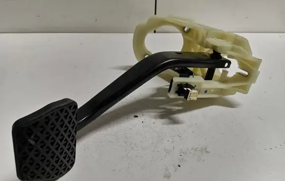 BMW 3 F30 F35 F31 Brake pedal 6859639 6860647