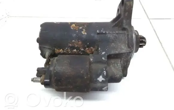 Volkswagen Golf III Starter motor 020911023F