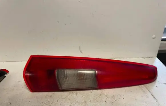 Volvo S70 V70 V70 XC Rear/tail lights 9157799