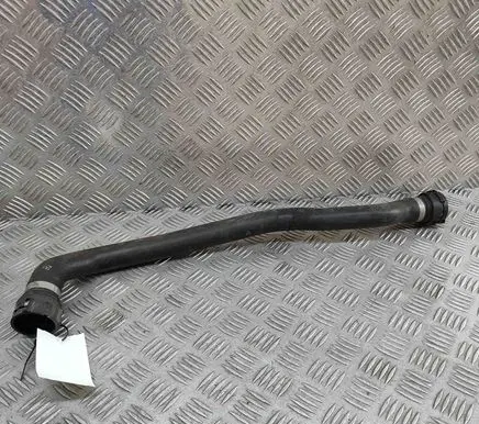 BMW 8 G14 Engine coolant pipe/hose 8678506