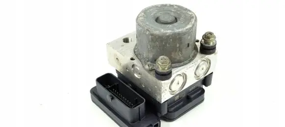 Nissan X-Trail T32 ABS Pump 476604CC0A