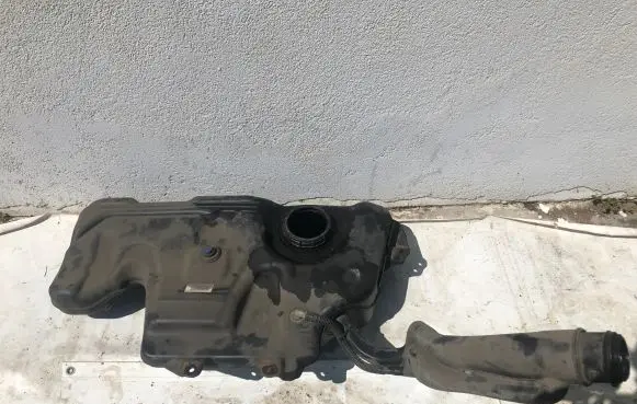 Renault Captur Fuel tank 172024081R