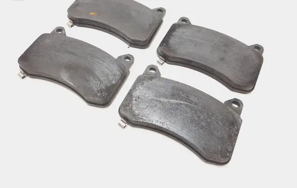 Tesla Model Y Brake pads (front) 07E4110000 6A9016