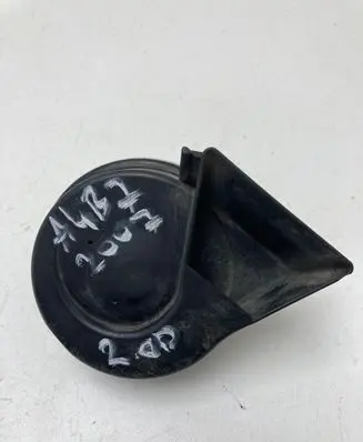 Audi A4 S4 B7 8E 8H Horn signal 007728 A28657625 E1000233