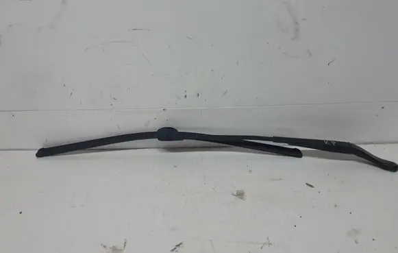 Mercedes-Benz S W221 Front wiper blade arm A2218200144
