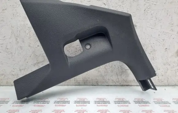 Volkswagen Golf Plus Foot area side trim 5M1863483A