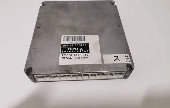 Toyota Avensis Verso Engine control unit/module 8966144360 1758005461