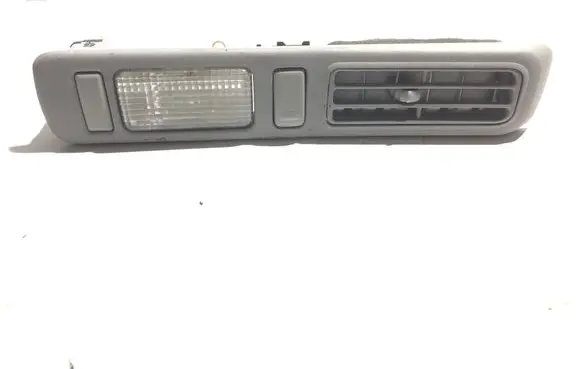 Lexus LS 430 Rear seat light
