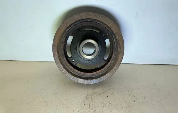 Nissan Juke I F15 Crankshaft pulley