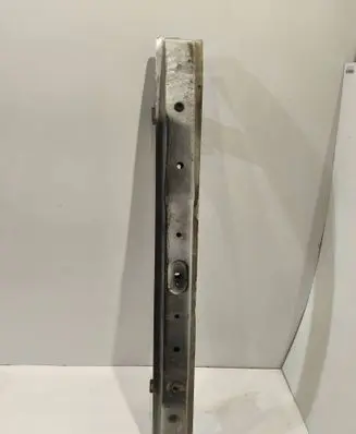 Opel Vivaro Front bumper cross member 006878