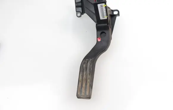 Ford Mondeo Mk III Accelerator throttle pedal 1S719F836BB