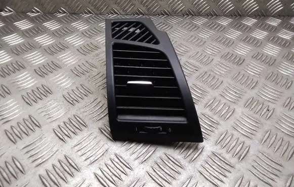 BMW 1 E81 E87 Dashboard side air vent grill/cover trim 7059188 705918812