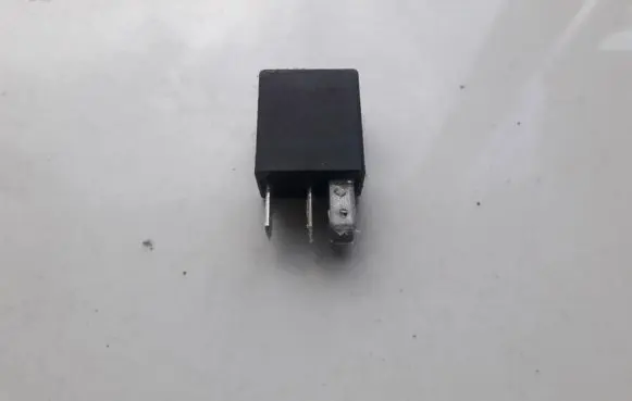 Fiat Bravo - Brava Other relay A727581 7676504