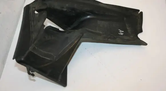 Audi A4 S4 B6 8E 8H Intercooler air guide/duct channel 8E0117335C 23481