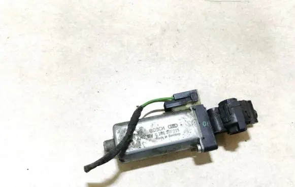 Saab 9-5 Seat adjustment motor 0390201901