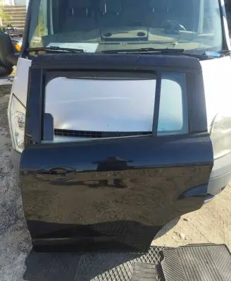 Ford Grand C-MAX Rear door