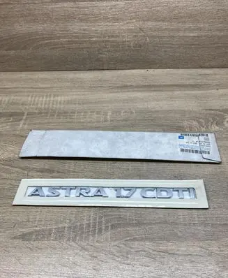 Opel Astra H Manufacturers badge/model letters 93179483