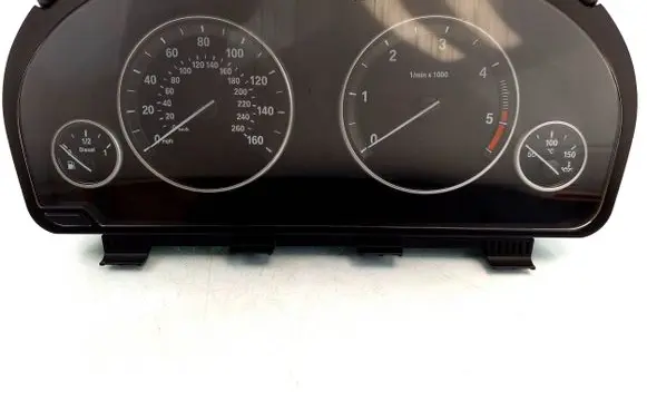 BMW 5 F10 F11 Speedometer (instrument cluster) 9249347 2119948 25811511