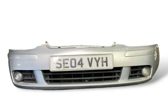 Volkswagen Golf V Front bumper