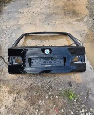 BMW 5 E39 Tailgate/trunk/boot lid