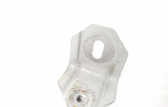 Mercedes-Benz SL R230 Fender mounting bracket A2308800314