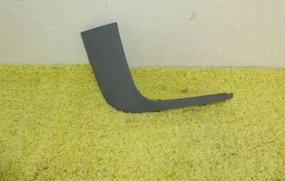 Mini One - Cooper R56 Front bumper corner part panel trim 9450624