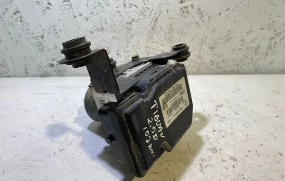 Volkswagen Tiguan ABS Pump 5H0614517L
