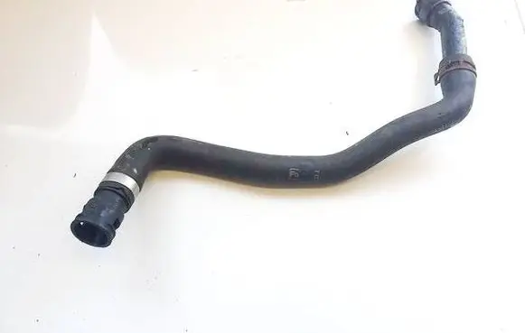 Ford Kuga I Engine coolant pipe/hose AV6118K582AC