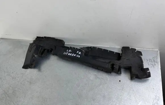 Citroen C4 SpaceTourer Intercooler air guide/duct channel 9677015080 900601100