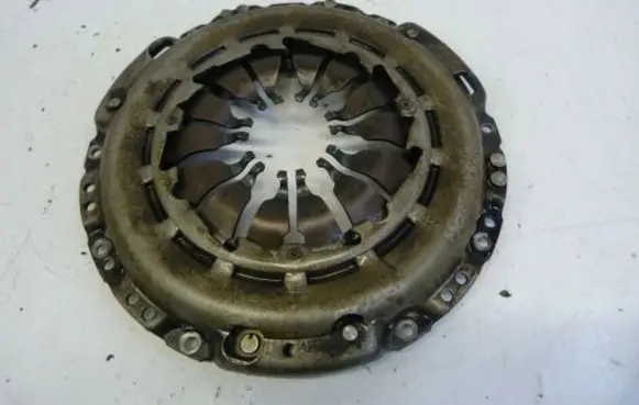 Renault Megane III Pressure plate 8200889321