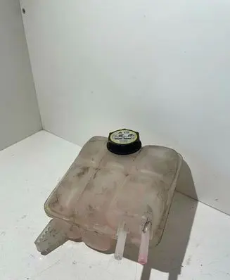 Volvo V50 Coolant expansion tank/reservoir 3M5H8K218