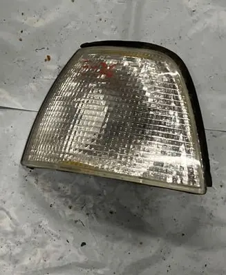 BMW 3 E36 Front indicator light 183272B