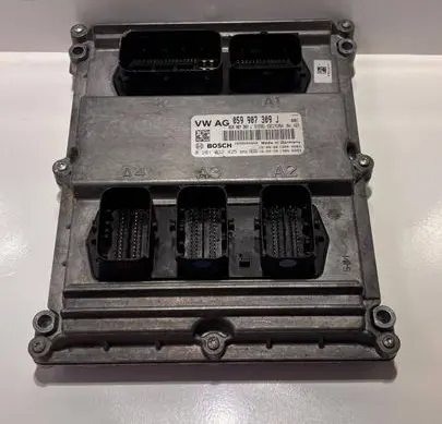 Volkswagen Amarok Engine control unit/module 059907309J 0281032425